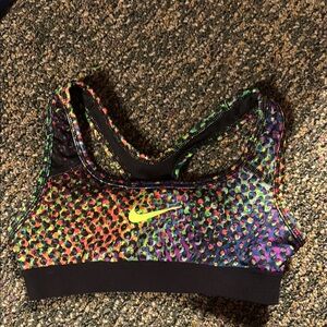 Nike Vibrant Patterned Sports Bra